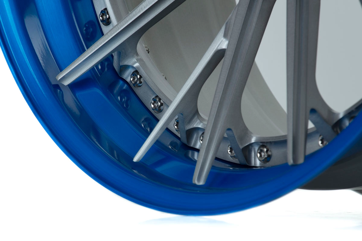 Vossen M-X4T (3-Piece) forged 3-piece wheel in alternative finish - studio render