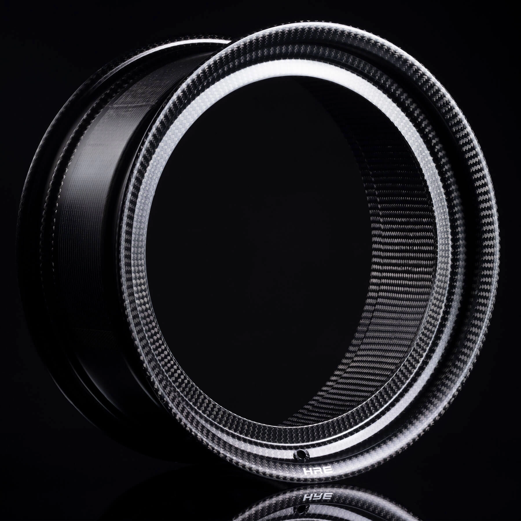 HRE 300 CRBN carbon fiber barrel - Frozen satin clear coat detail
