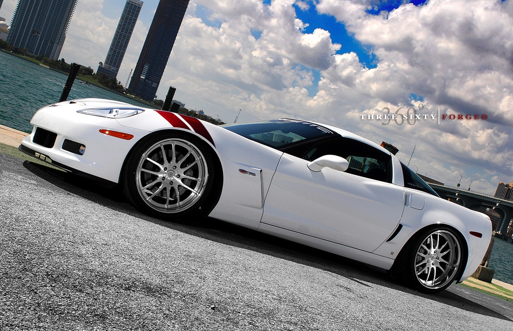 360 Forged Spec 12 Competition wheels on Corvette Z06 - side view