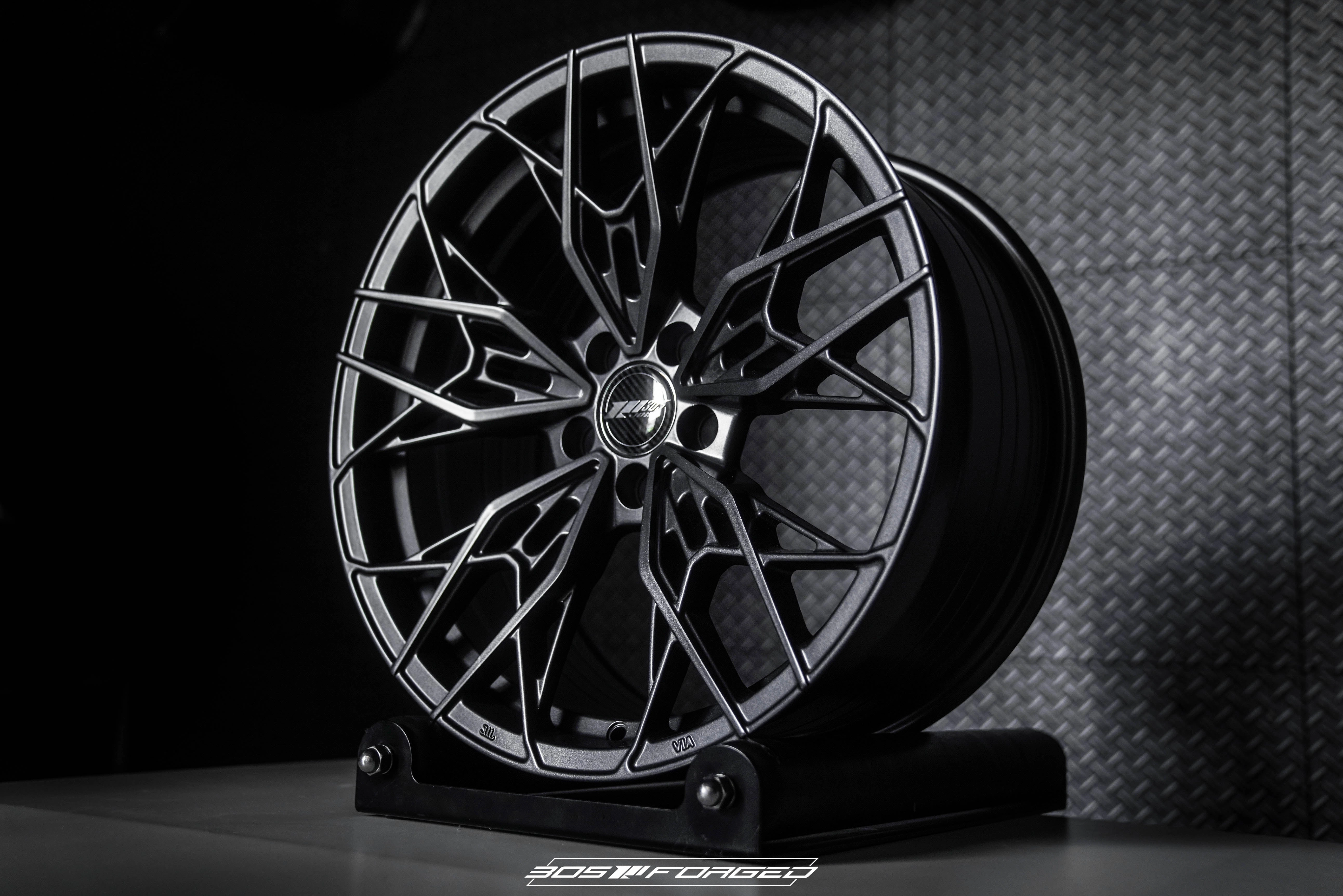 305 Forged FT122 - on-vehicle render