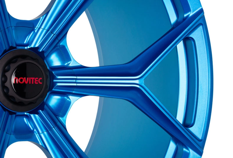 Vossen NL4 in Midnight Smoke - spoke and spoke root detail