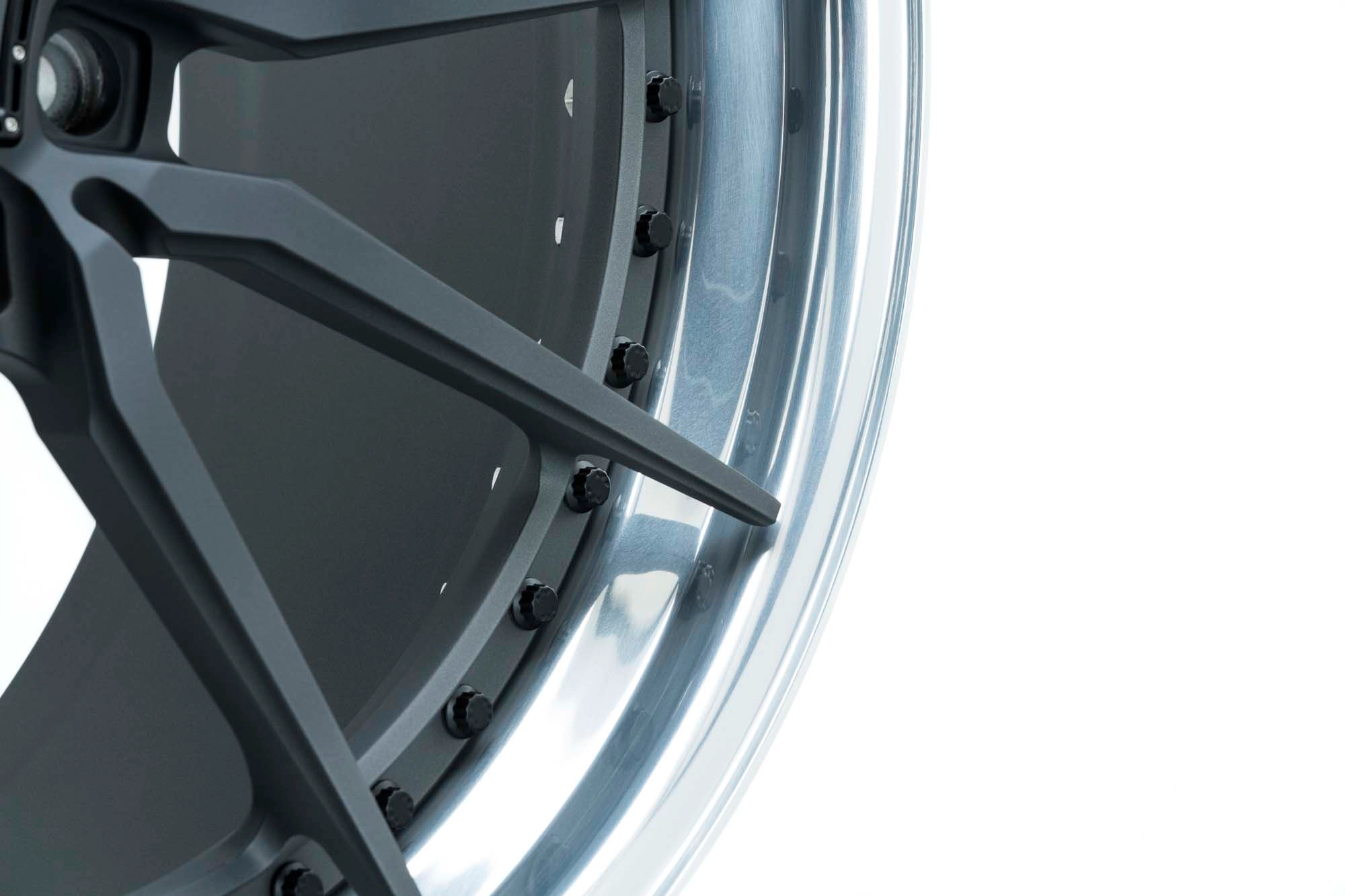 Vossen M-X2 (3-Piece) Satin Black face Gloss Clear barrel - spoke detail