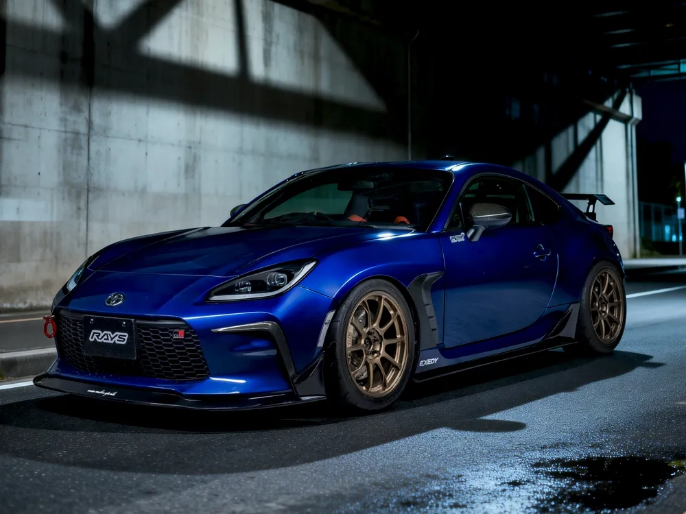RAYS Volk Racing ZE40 wheels on Toyota GR86 - side profile view