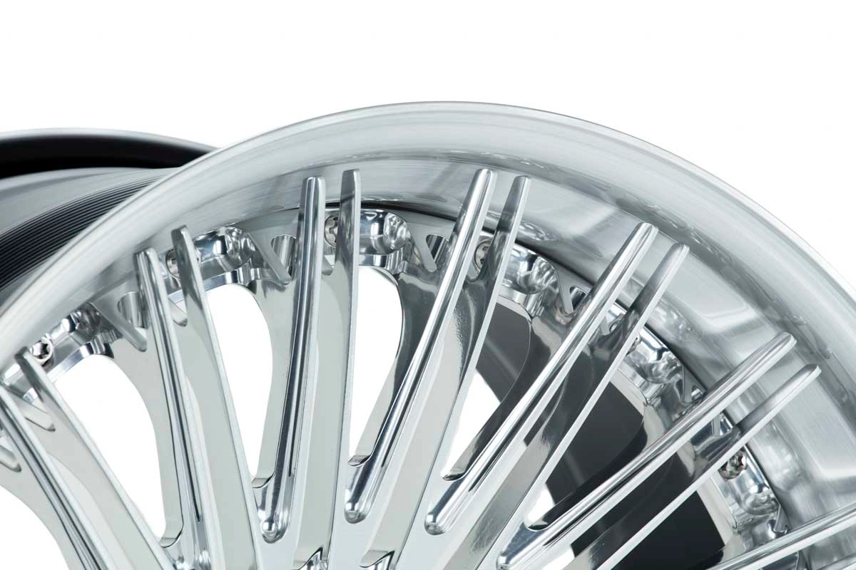 Vossen S17-14 3-Piece Series 17 on luxury SUV