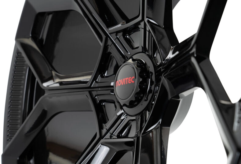 Lamborghini Revuelto on Novitec x Vossen NL5 - vehicle photo