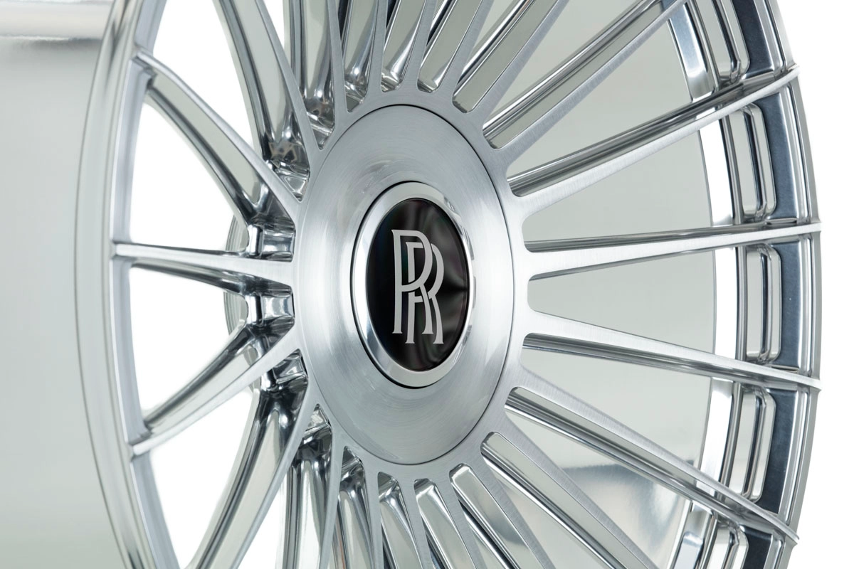 Vossen S17-13 Series 17 spoke detail view
