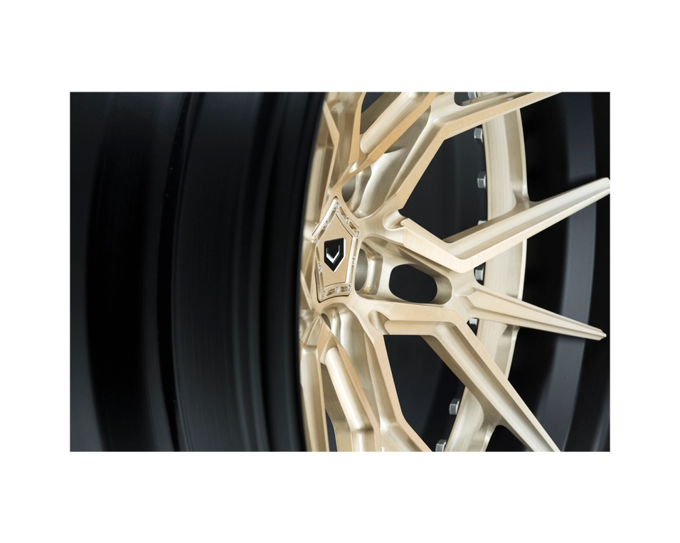 Vossen M-X3 (3-Piece) in Vossen Red finish - 3/4 render
