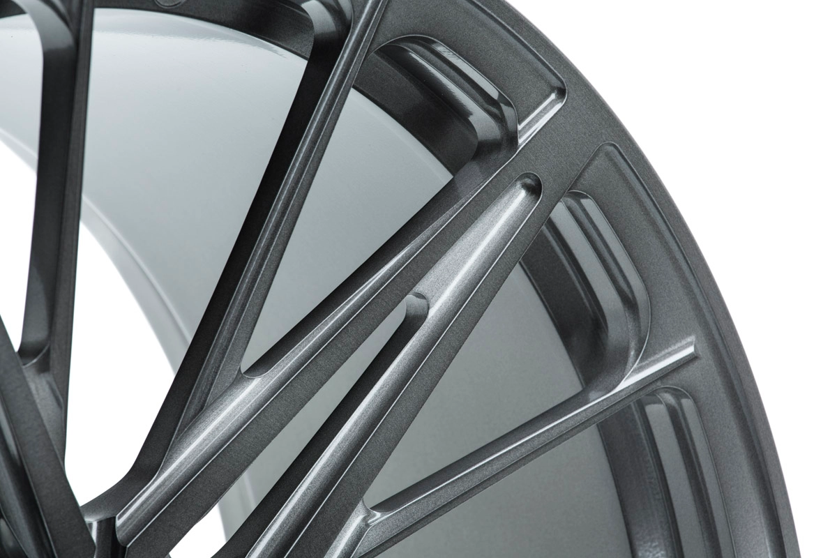 Vossen M-X6 forged monoblock wheel in Dark Smoke - 3/4 render