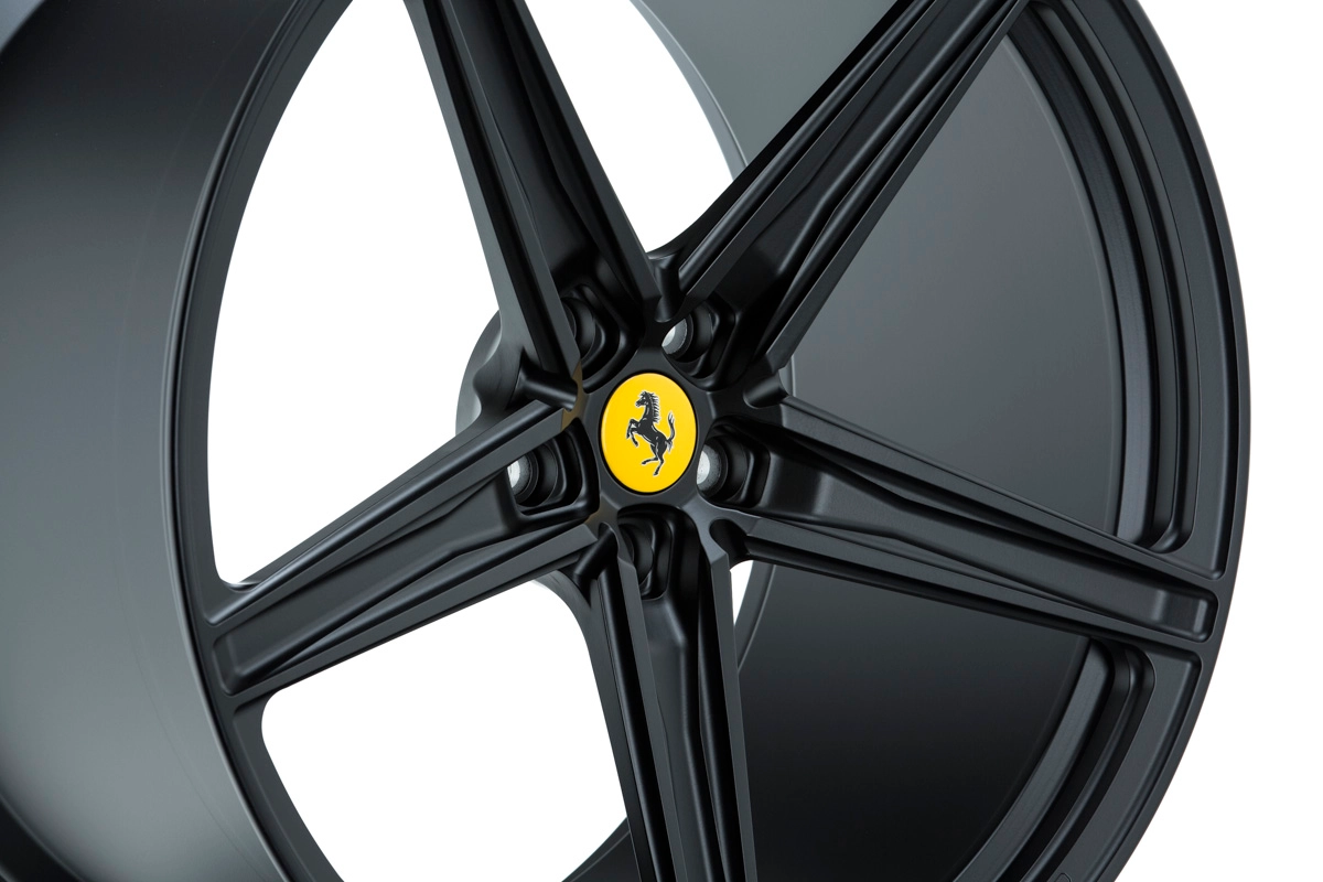 Vossen M-X5 (Monoblock) spoke profile close-up in Dark Smoke finish