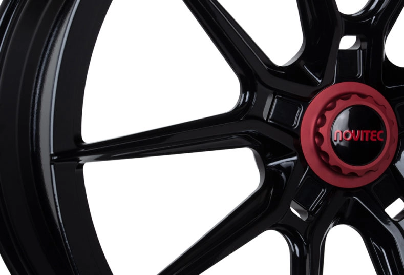 Vossen NF10 Series 21 - outer rim and barrel lip in Gloss Black