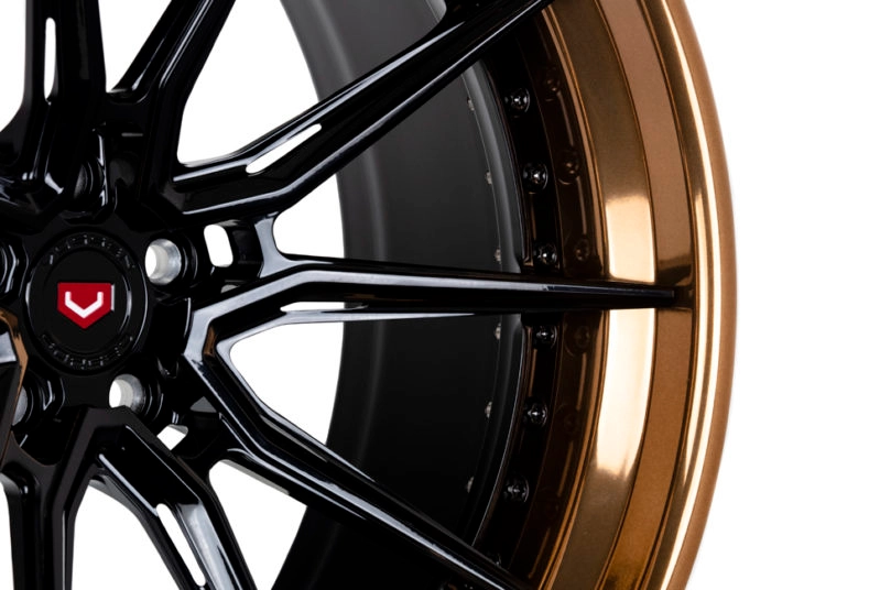 Vossen EVO-2R 3-Piece in Vossen Red finish - 3/4 angle render