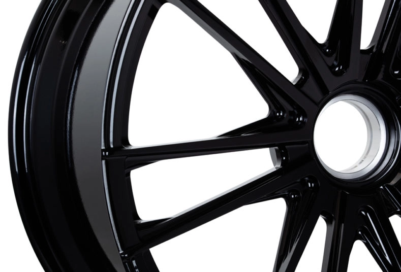Vossen MC3 spoke and barrel detail in Gloss Black