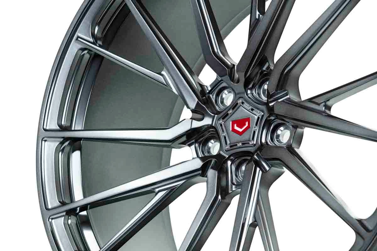 Vossen M-X4T in Dark Smoke finish - studio render
