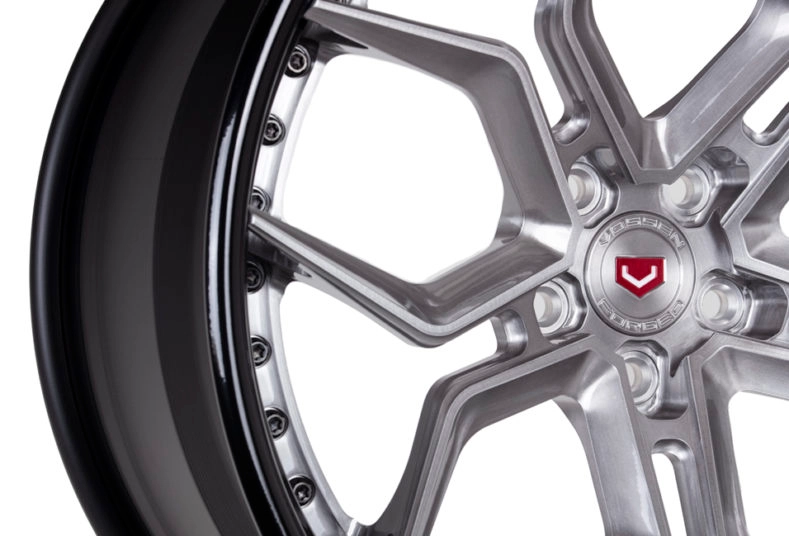 Vossen EVO-3 3-piece forged wheel - spoke and barrel detail