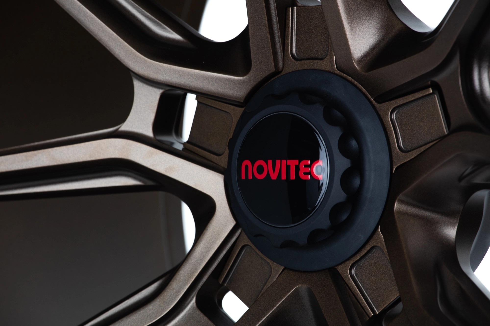 Vossen NF10 in Satin Bronze - spoke depth and concavity detail