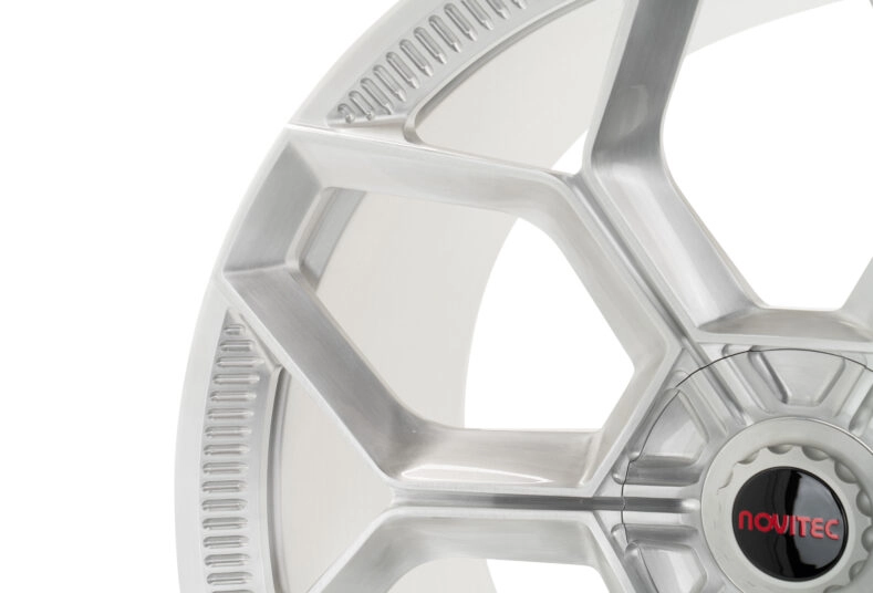 Vossen NL5 barrel and spoke finish detail