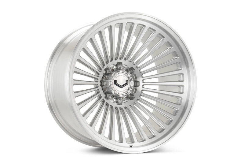 Vossen GNX-06 spoke detail in Gloss Clear
