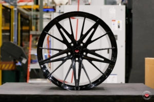 Vossen M-X6 forged monoblock wheel - alternative angle front face view