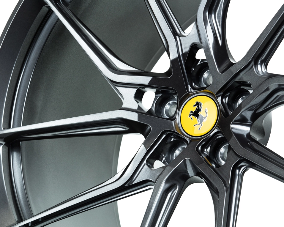 Vossen NF8 in Dark Smoke - barrel detail and NOVITEC co-branding engraving