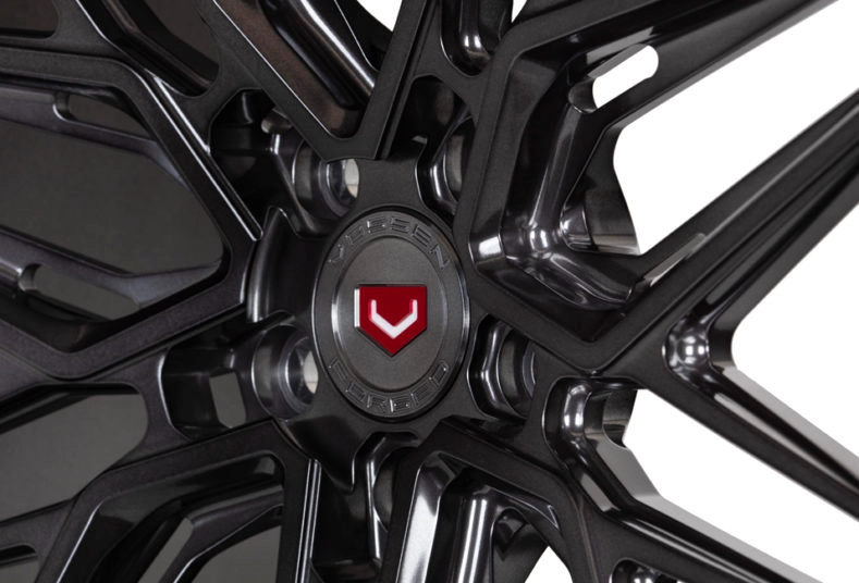 Vossen EVO-5R in Gloss Black finish - 3/4 angle render