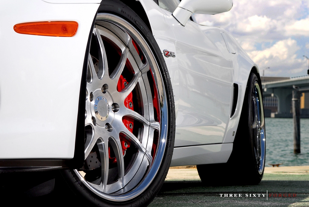 360 Forged Spec 12 Competition wheels on Corvette Z06 - front three-quarter view