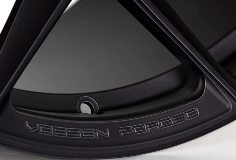 Vossen EVO-3 forged monoblock - close-up face detail
