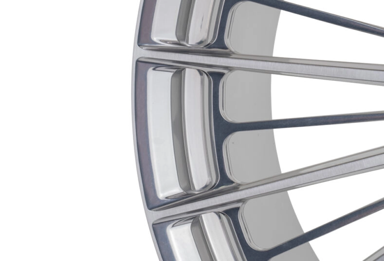 Vossen SP4 spoke and barrel intersection detail - forged aluminum precision machining